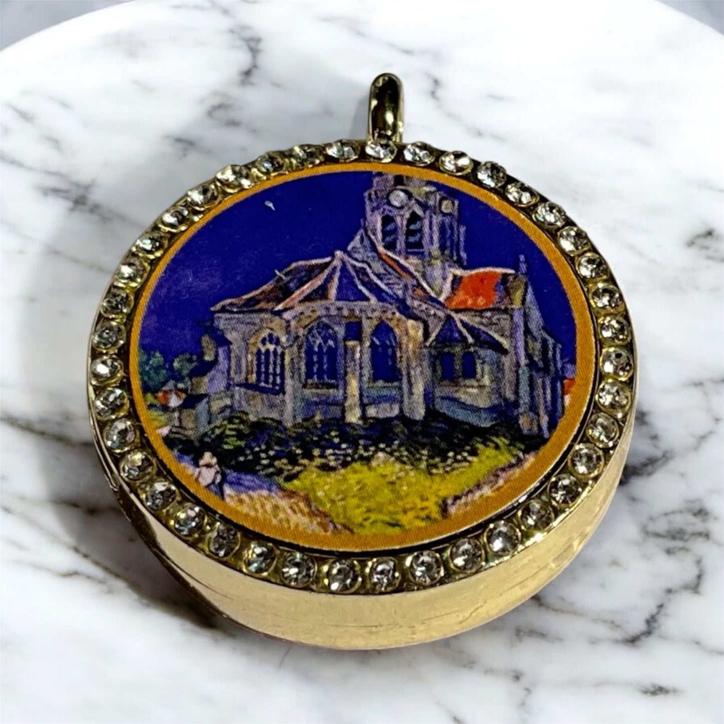 “Auvers church Dust” — A Van Gogh Tribute Pendant