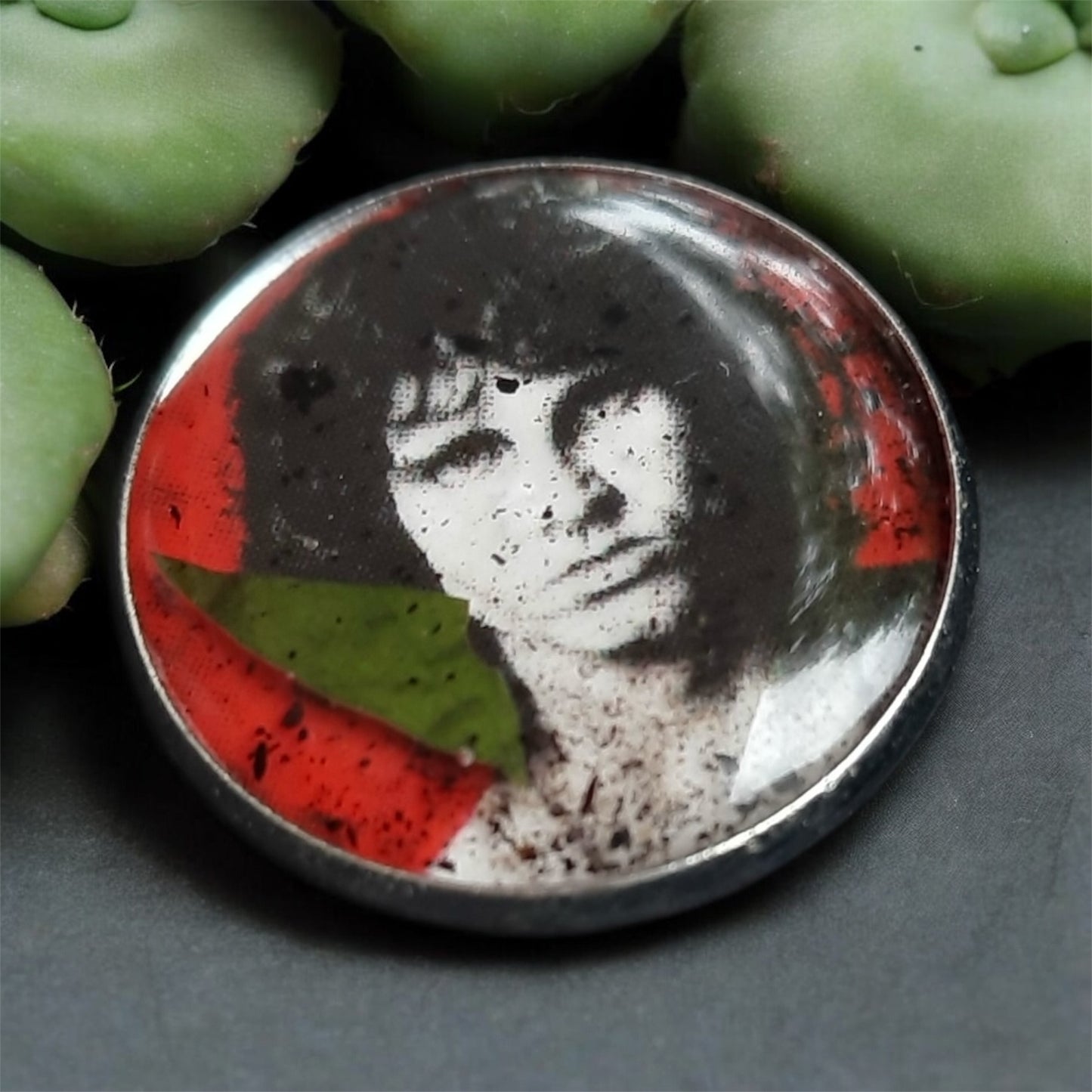 Jim Morrison ring with real leaf and dust from his street