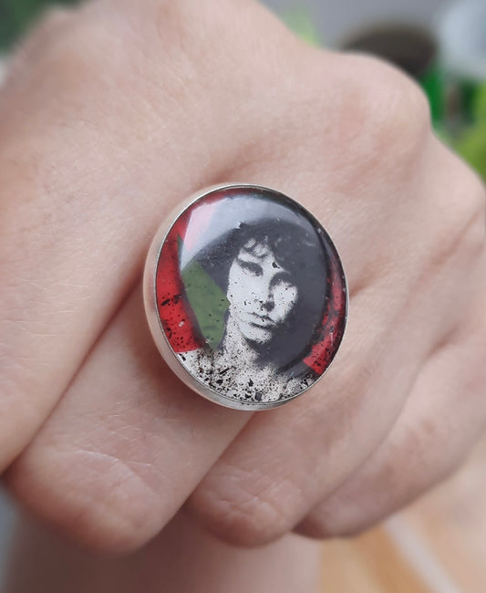 Jim Morrison ring with real leaf and dust from his street